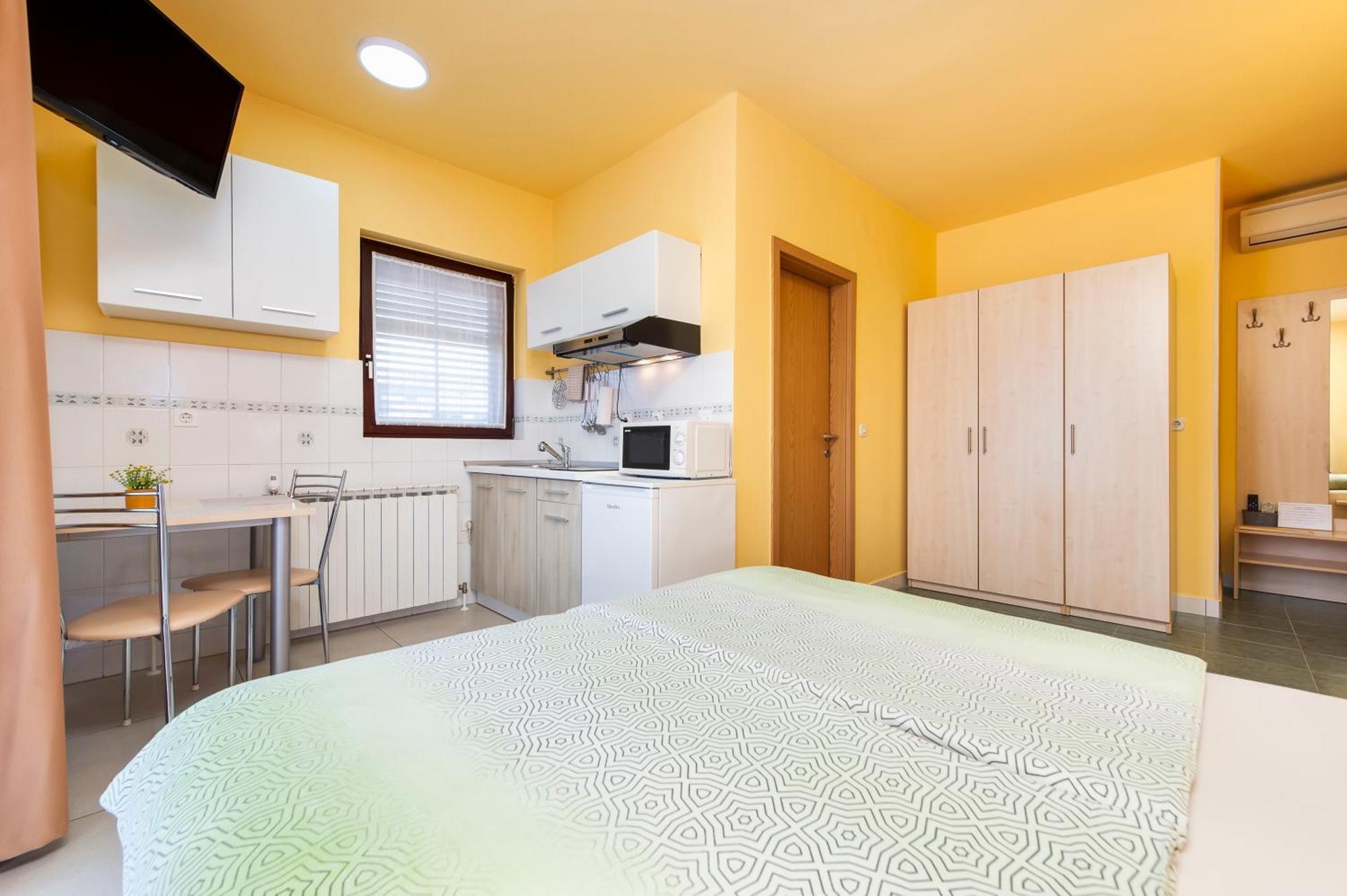 Apartments Erik B&B Adults Only Rovinj Ngoại thất bức ảnh