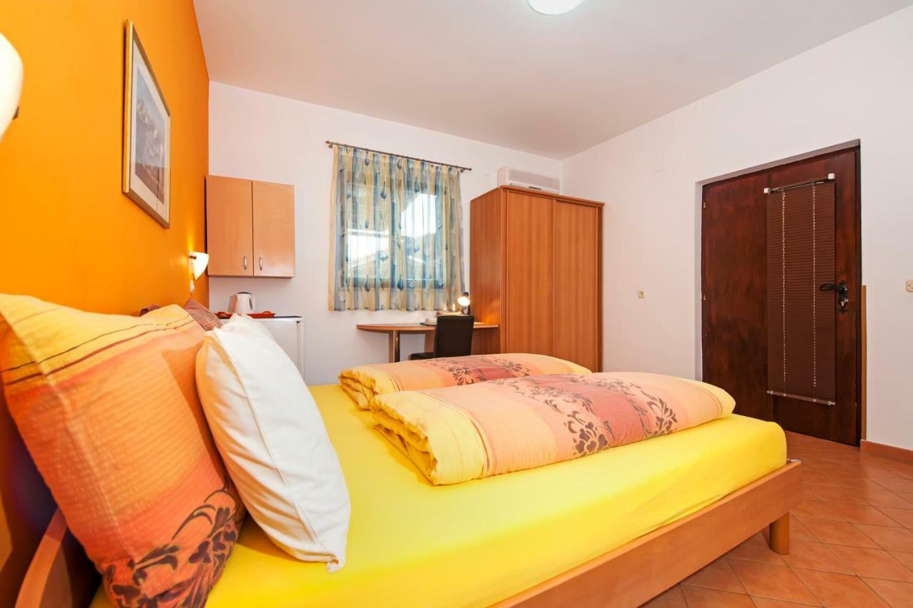 Apartments Erik B&B Adults Only Rovinj Ngoại thất bức ảnh